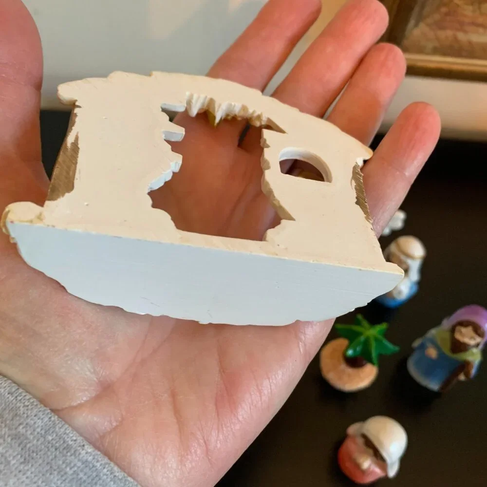 Child's Miniature Nativity Set Made of Resin ADORABLE! 11 Pieces